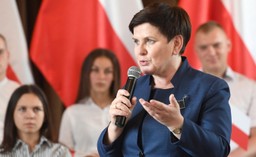 Szydło do protestujących w Sejmie: Po raz kolejny apelujemy o zakończenie protestu