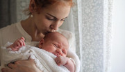 Zez zbieżny i rozbieżny u niemowlaka - objawy, leczenie
