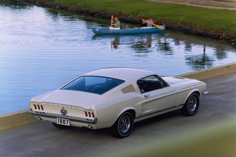 Mustang z 1967 roku