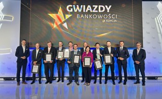 Gwiazdy Bankowości. Santander minimalnie przed ING Bankiem Śląskim