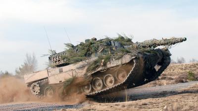 Combat tank Leopard 2