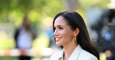 Most derült ki: végső leleplezésre készül Meghan Markle. Súlyos, amit tervez