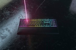 Dobra klawiatura z fatalną ceną. Oto Razer Ornata V2 [RECENZJA]