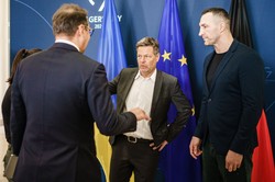 Kliczko w Berlinie: Dziękuję bratniemu narodowi niemieckiemu za wsparcie dla Ukrainy