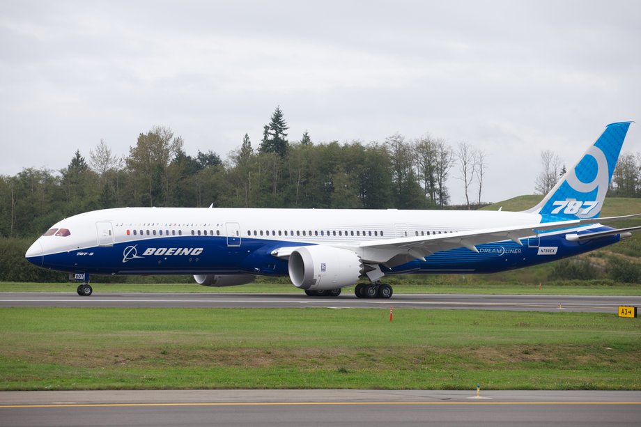 Boeing 787-9 to dłuższa wersja Dreamlinera