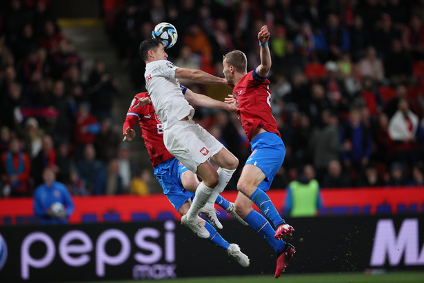 Tomas Soucek i Robert Lewandowski