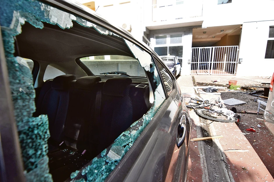 Oštećena je i okolina stana u kom je eksplodirao butan