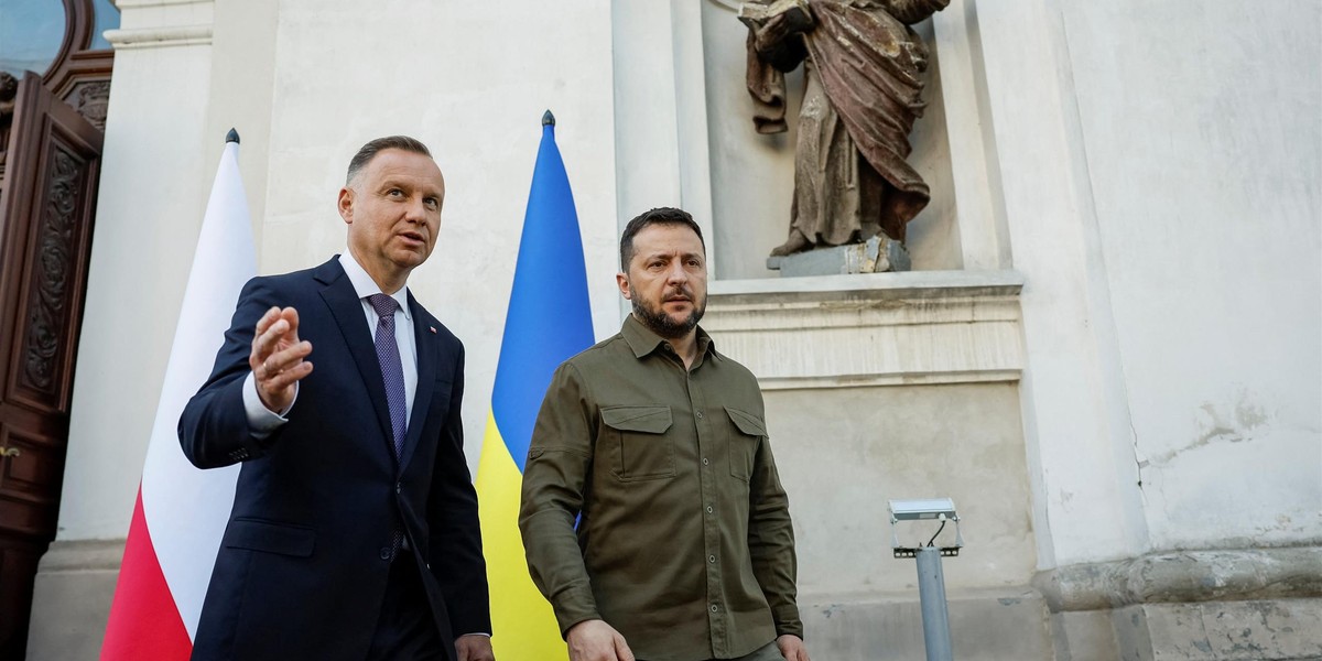 Prezydenci Polski i Ukrainy wzięli udział w nabożeństwie w katedrze w Łucku.