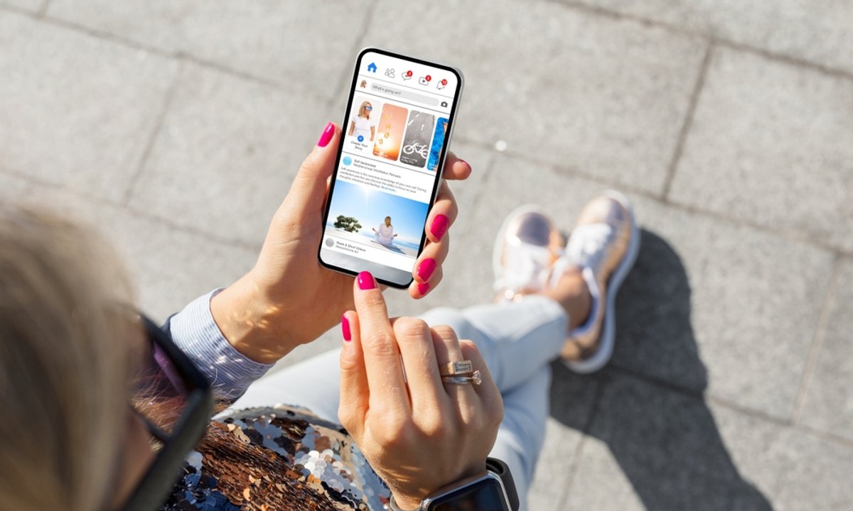 Facebook wprowadził nową funkcję. AI zajrzy do twojego telefonu i pobierze zdjęcia, które chce