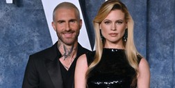 Adam Levine w gorącej sesji z żoną. Fani modelki wściekli: "Jesteś z nim po tym wszystkim?"