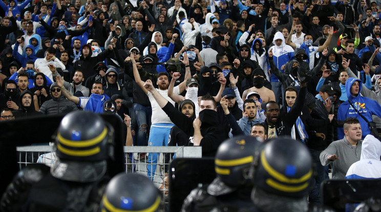 Marseille-ben a szurkolók tüntettek és balhéztak a klubvezetők miatt / Fotó: MTI