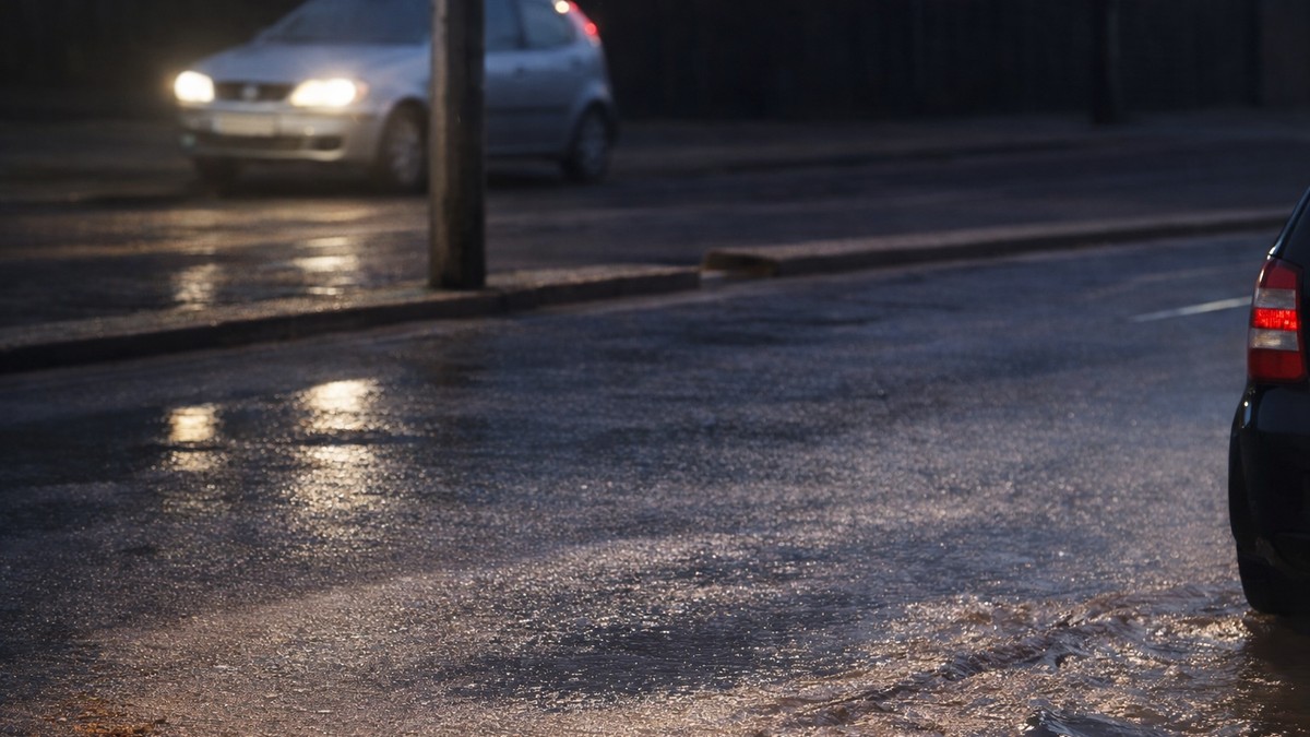 Pukla cev u Vojvode Stepe u Beogradu