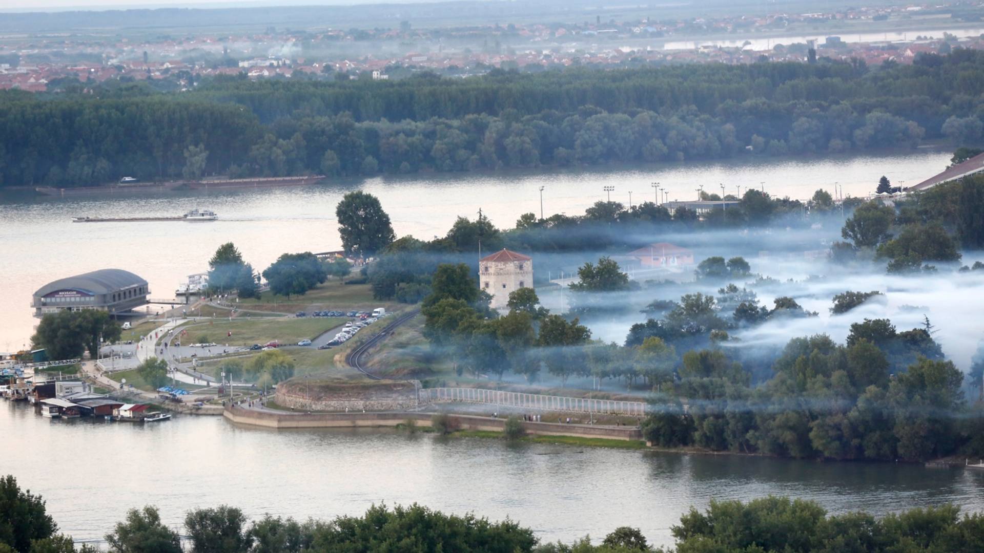 Zašto Beograd opet smrdi? Neće vam se dopasti odgovor