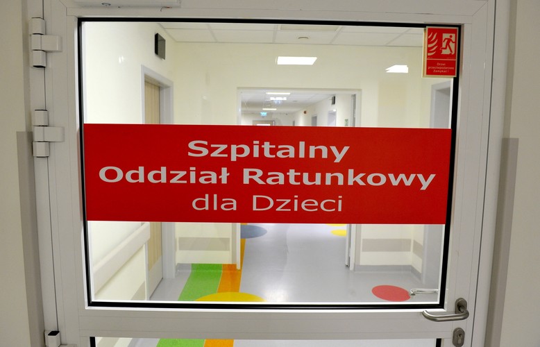 SZCZECIN. ODDZIAŁ RATUNKOWY I LĄDOWISKO DLA HELIKOPTERÓW