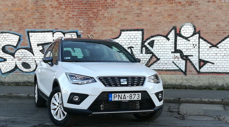 Seat Arona