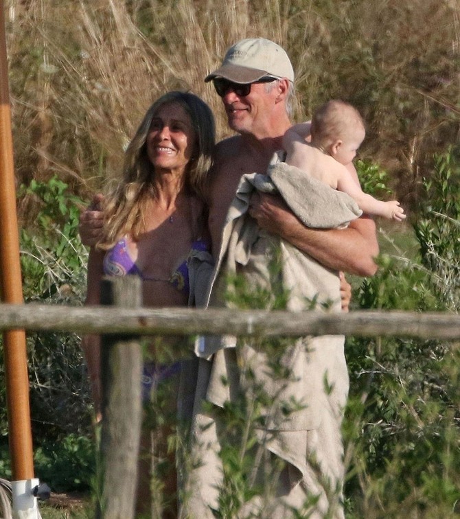 BraÄni par sa bebom