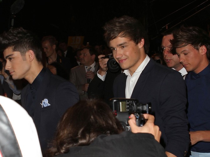 Bivši članovi One direction upućuju pojedinačne poruke u čast pevača Lijama Pejna