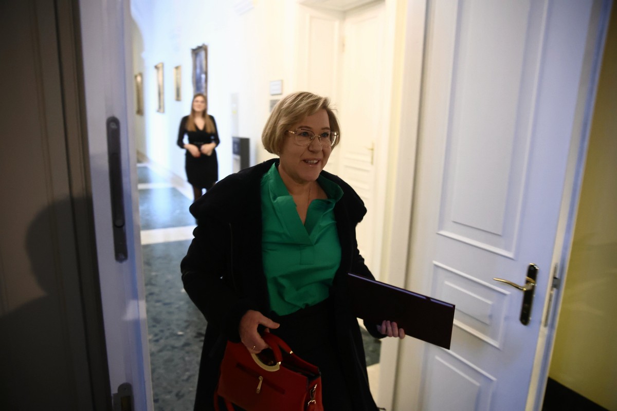 Barbara Nowak odwolana z funkcji malopolskiej kurator oswiaty w Krakowie