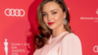 Miranda Kerr jest w trzeciej ciąży niespełna rok po porodzie. Pokazała brzuszek