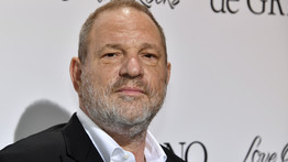 A csőd felé robogó cégétől sem tud megválni Harvey Weinstein