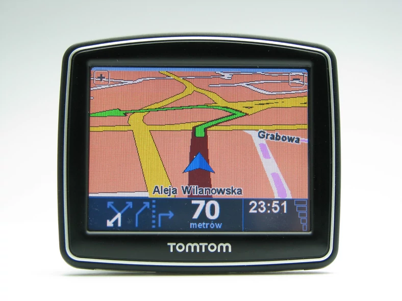 Test taniej nawigacji GPS z mapami polski - Czy małe jest dobre?
