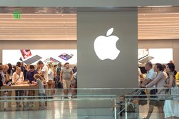 Tego jeszcze na Wall Street nie było. Apple warte dwa biliony dolarów