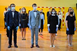 Kolejki, pisma i bunty rodziców... Ruszyły szkoły