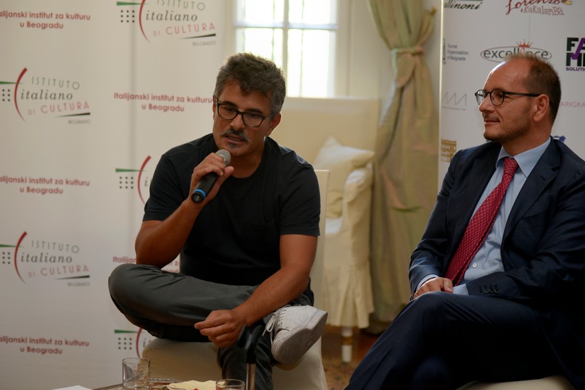 Iz nekog razloga, u poslednje vreme je teško predstaviti italijanske filmove van Italije, kaže reditelj Paolo Đenoveze