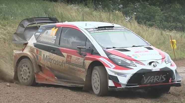 Így néz ki a Yaris WRC autó, melynek idén érkezik az utcai sportváltozata. Az 1,8-as kompresszoros GRMN szériamodell 215 lóerős, 0-100-as sprintje pedig csupán 6,3 másodpercig tart