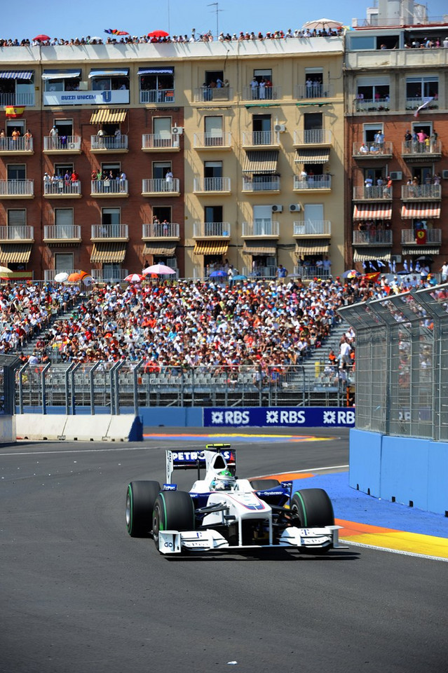 Grand Prix Europy 2009: szczęśliwy Barrichello (fotogaleria)