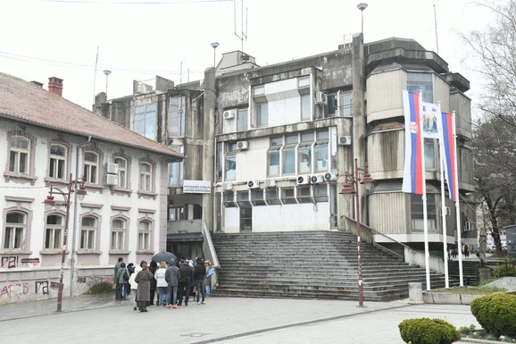 SEDNICA TRAJALA SKORO PET SATI Goran Orlić izabran za predsednika opštine Aranđelovac