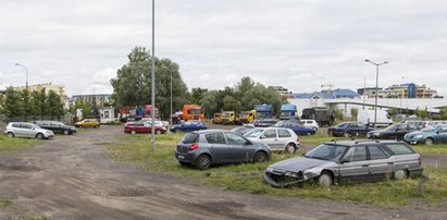 Darmowy przejazd z parkingów, których nie ma