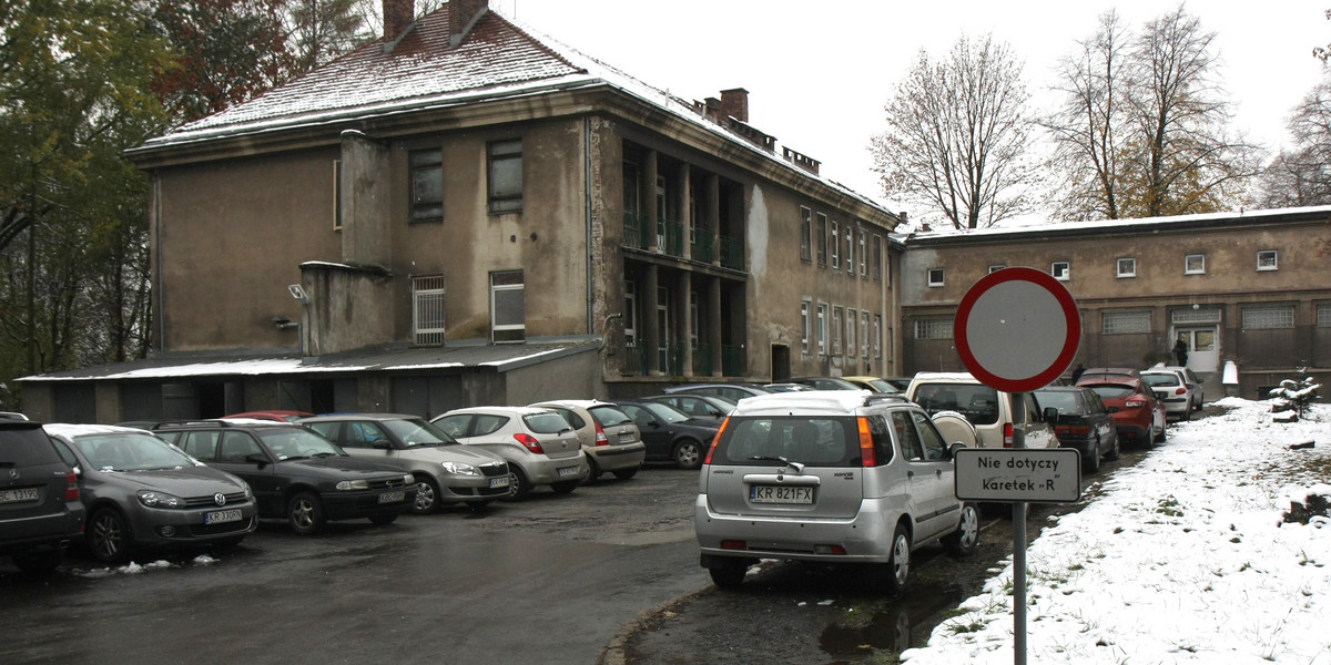 Opłaty za parking w szpitalu Żeromskiego w Krakowie.