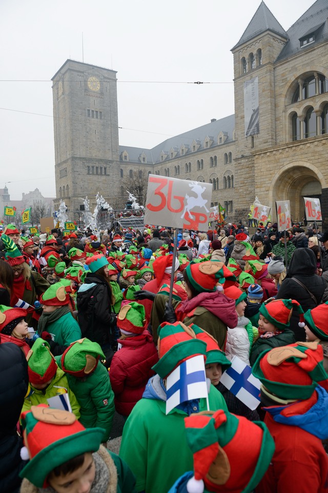 POZNAŃ WIELKI POCHÓD ELFÓW (parada dzieci)