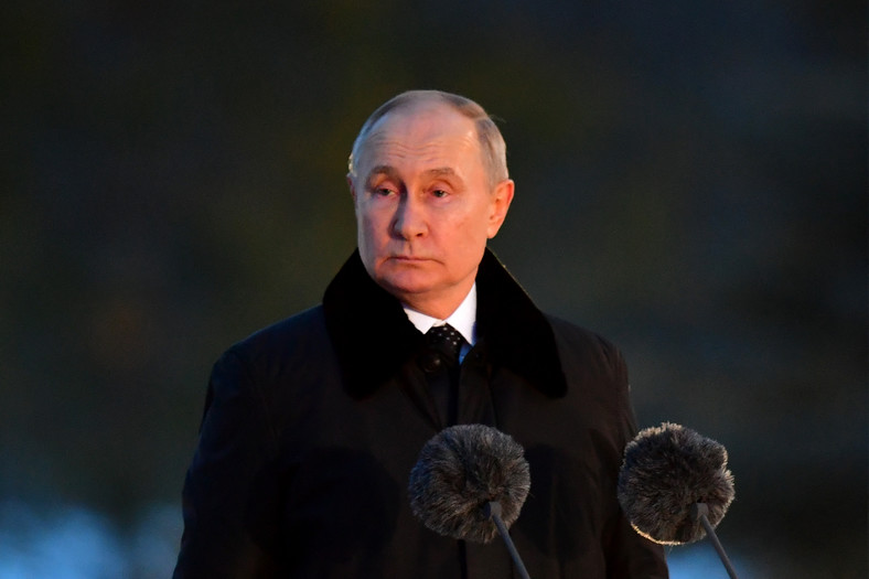 Prezydent Rosji Władimir Putin wygłasza przemówienie w obwodzie leningradzkim, Rosja, 27 stycznia 2024 r.