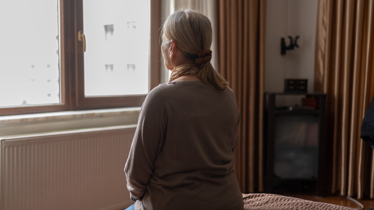 V magazíne Nature zverejnili vedci zo Stanfordskej univerzity zaujímavý výskum týkajúci sa Alzheimerovej choroby. Domnievajú sa, že príčinou Alzheimerovej choroby môže byť vychytávanie tuku mozgovými bunkami.