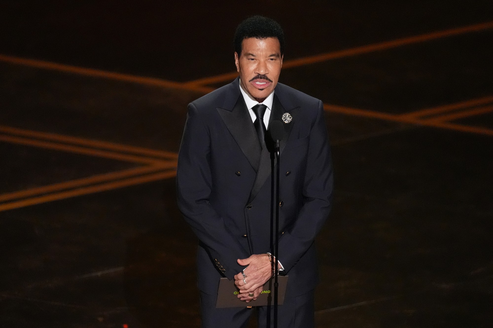 Udeľovanie Oscarov 2026: Lionel Richie.