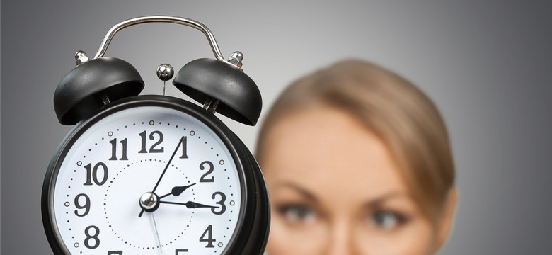 Kiedy zmiana czasu źle wpływa na zdrowie. Czy warto przestawiać zegarki?