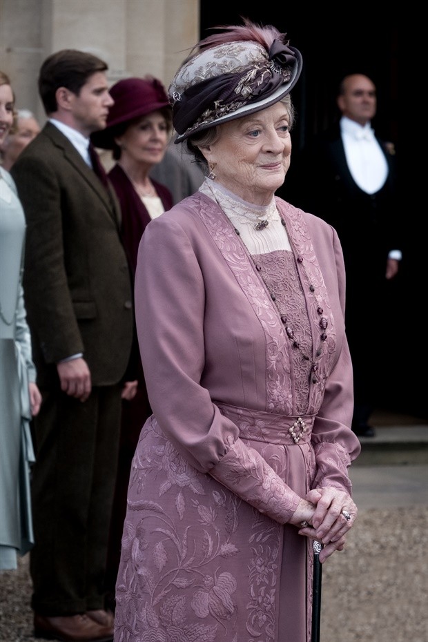 Violet Crawley (Maggie Smith) w serialu "Downton Abbey"