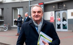 Były premier: Trzaskowski nie będzie miał łatwo, znany jest tylko w Warszawie