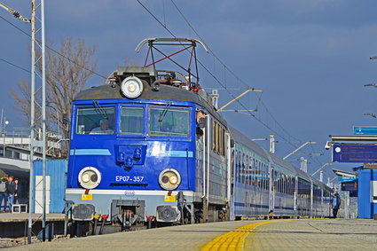 PKP Intercity boją się wielkiego lotniska