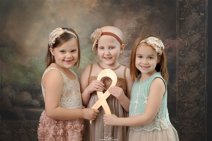 Zdjęcie dziewczynek chorych na raka podbiło internet