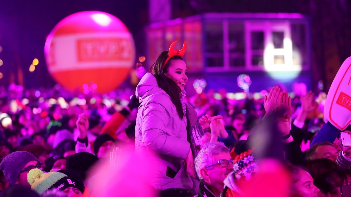 Zakopane, 31.12.2019. Publiczność Sylwestra Marzeń z Dwójką, 31 bm. na górnej Równi Krupowej w Zakopanem. W tym roku gwiazdami Sylwestra Marzeń będą m.in. Boys, Maryla Rodowicz i Viki Gabor. (amb) PAP/Grzegorz Momot