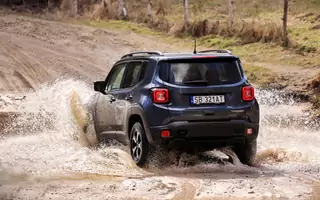 Test Jeepa Renegade 4xe Trailhawk