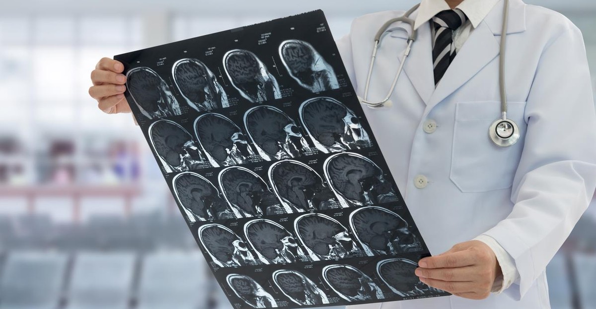 Badanie MR głowy, kręgosłupa, z kontrastem