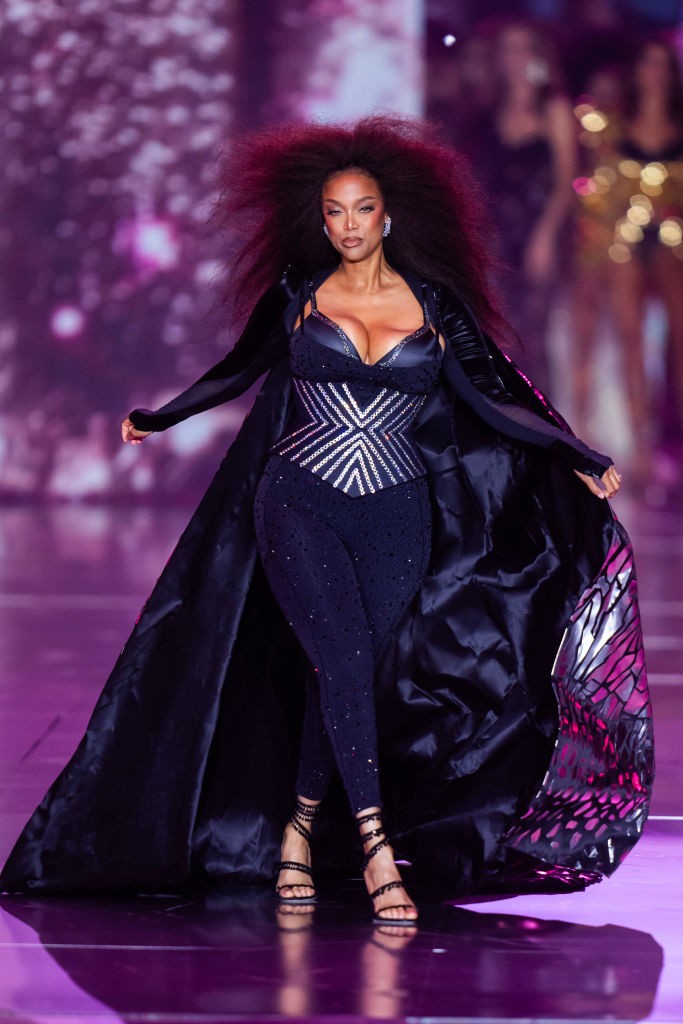 10 álomszép szett a Victoria's Secret Fashion Show kifutójáról