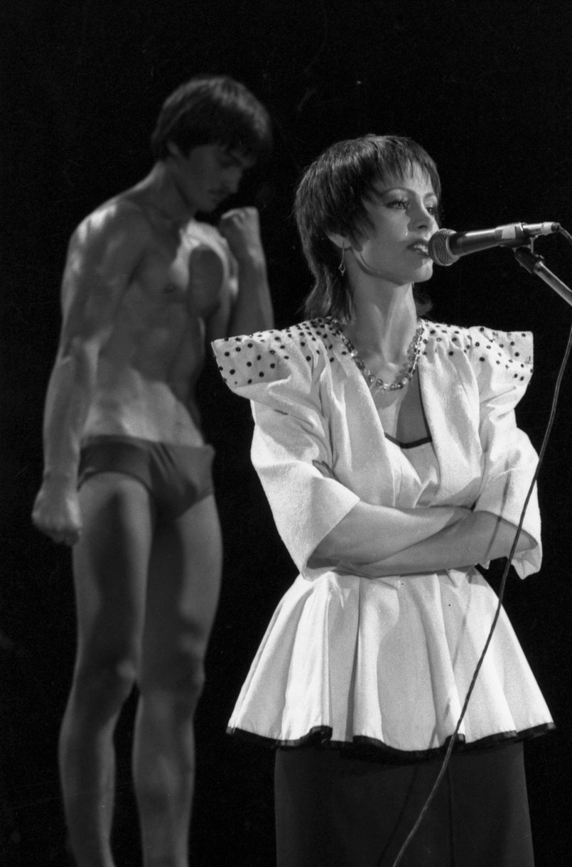 Izabela Trojanowska podczas XIX Krajowego Festiwalu Polskiej Piosenki