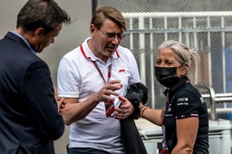 córka mistrza świata formuły 1 poszła w ślady ojca. będzie kierowcą mclarena