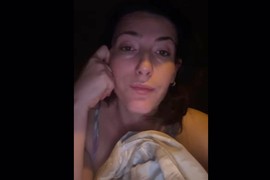 "Ako ne pereš voće i povrće, može ti se dogoditi ISTO ŠTO I MENI": Jovana je na vratu primetila DVE KVRŽICE, a onda je dobila JEZIVU DIJAGNOZU - "Operacija me osakatila za ceo život"