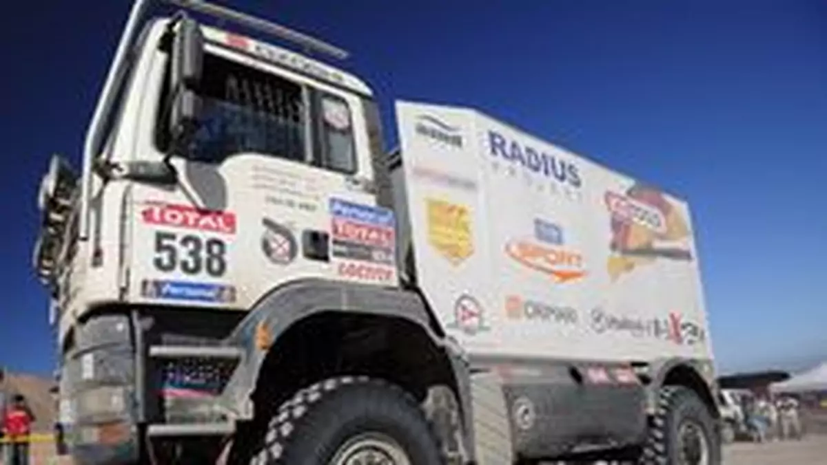 Rajd Dakar 2010: po 6 godzinach naprawili auto i są na mecie (7. etap)